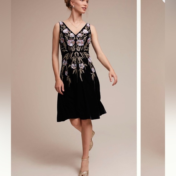 Anthropologie x Aidan Mattox Daire Embroidered Velvet Dress Size 14 NWT - Picture 1 of 16